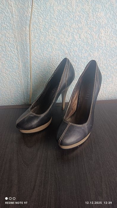 Женские туфли из натуральной кожи