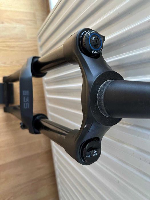 RockShox 35 Silver TK 29" cu cursa de 160 mm pe aer NOU