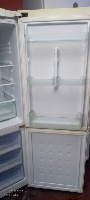 Продам холодильник Samsung