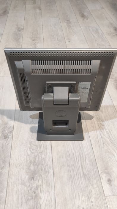 Монитор LG FLATRON L1510S
