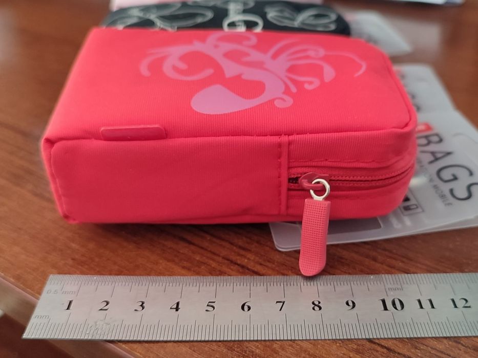 Мягкие чехлы и кармашки