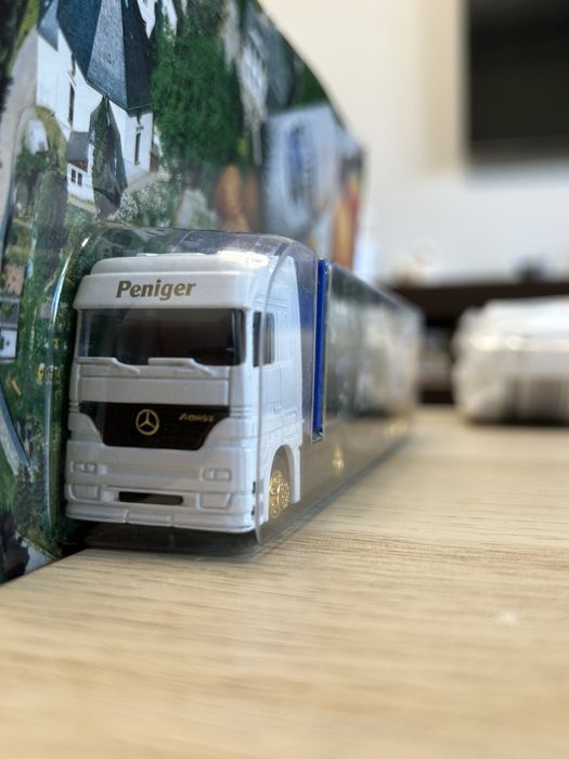 Camion de jucarie original, jucarii baiet, masinute