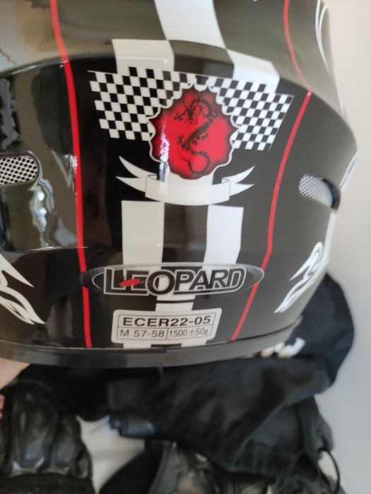 Каска LEOPARD размер М