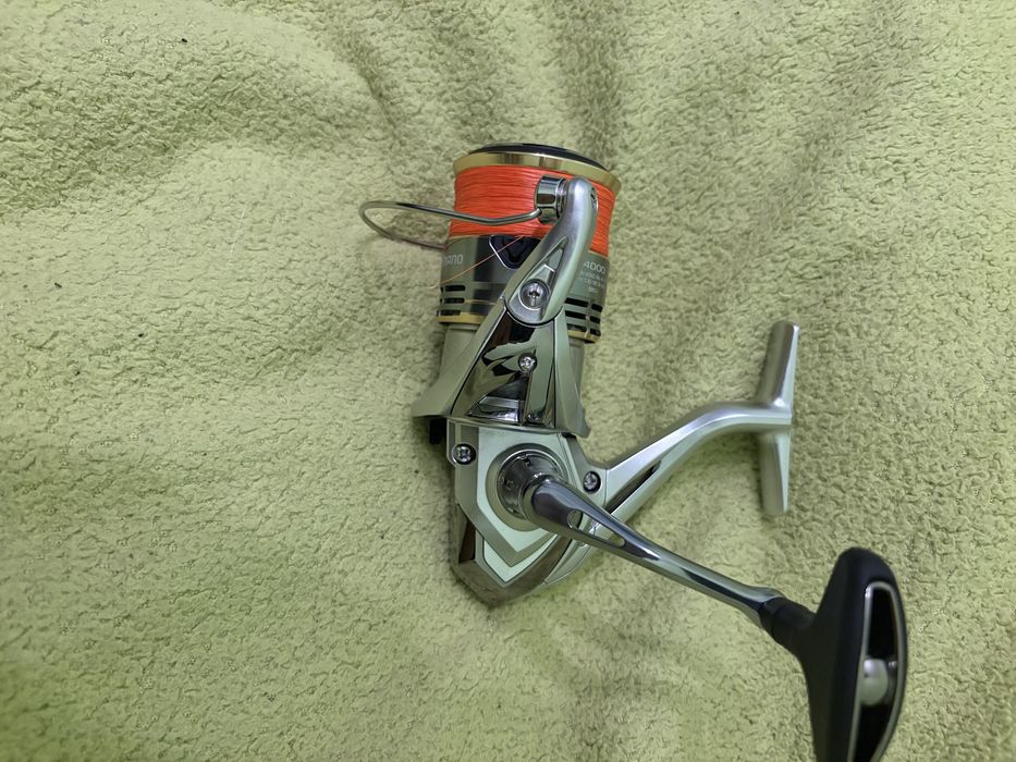 Продавам комбо въдица+макара за бяла риба