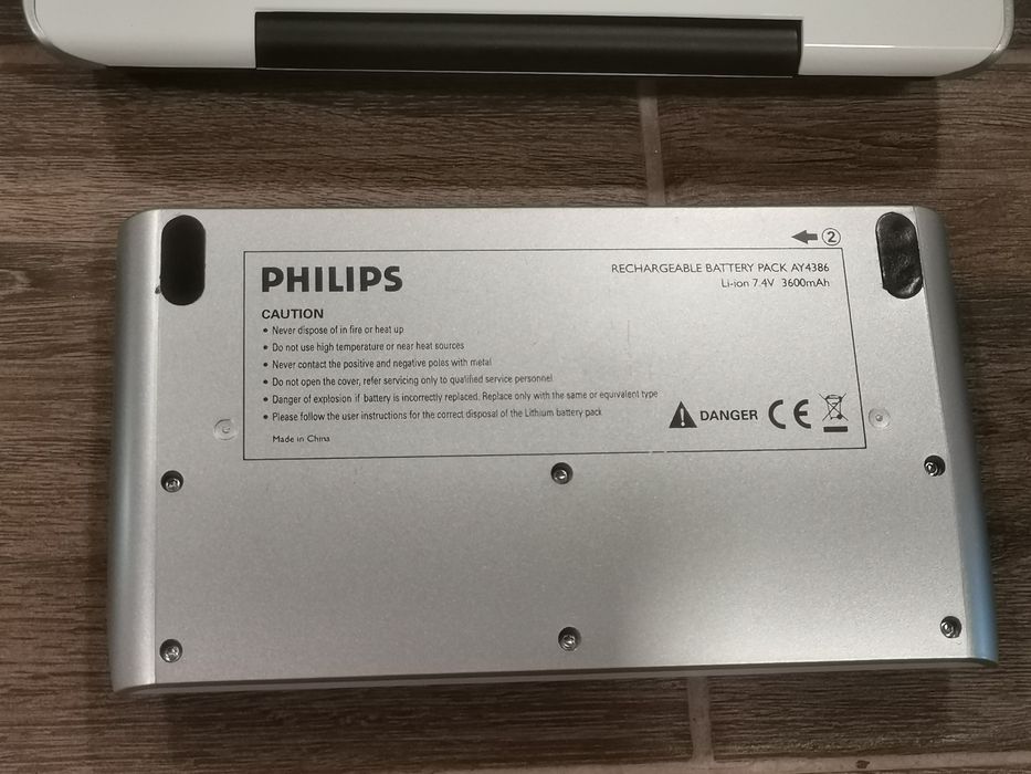 Преносим DVD Плеър Philips PET725 – Пълен комплект!