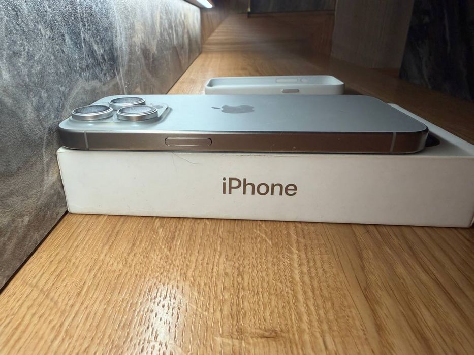 Iphone 15 pro 256 gb
