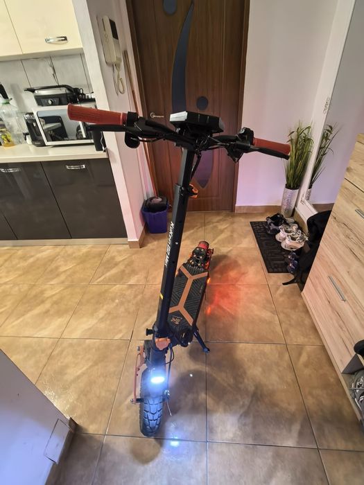 Trotineta electrica kukin în garanție