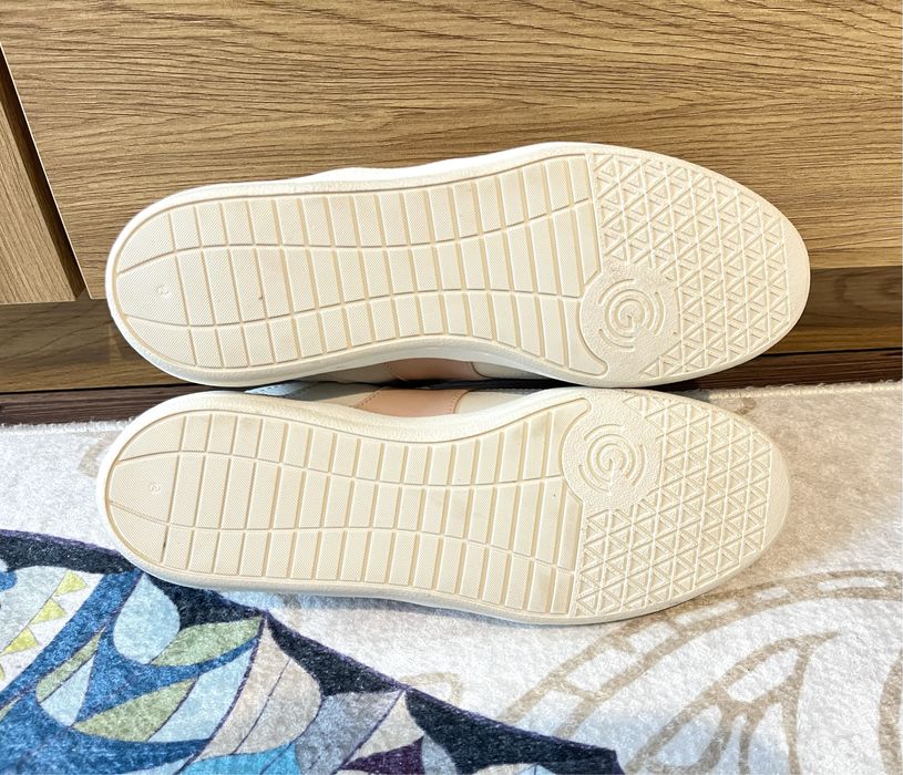 обувки Groundies