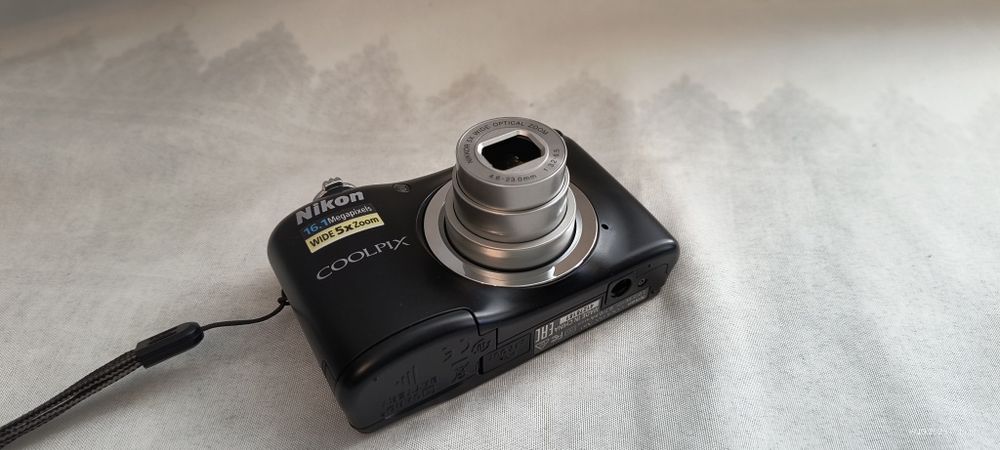 Фотоапарат Nikon Coolpix A 10