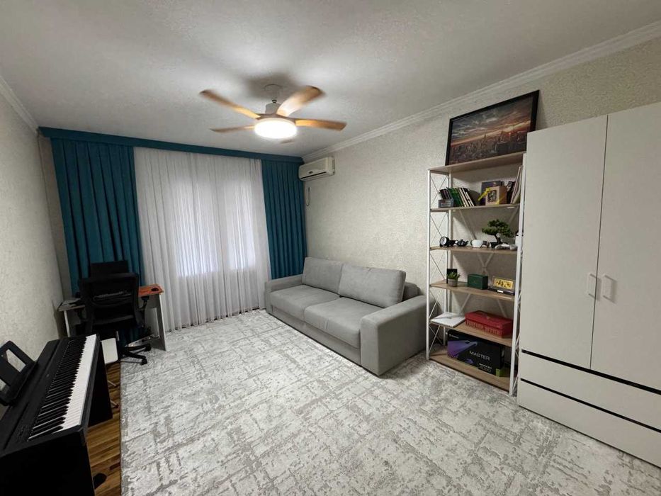 Цум продается 3/3/4 110 школа ориентир Сенат!