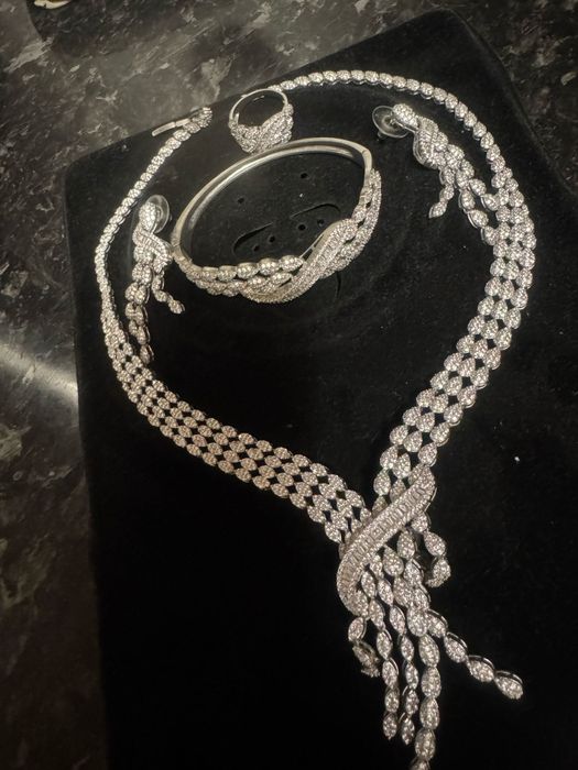 Bijuterii de mireasa