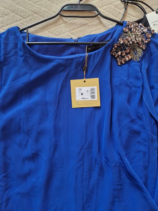 Официална синя рокля Fiesta Woman Espana и Рокля ZARA черна с мъниста