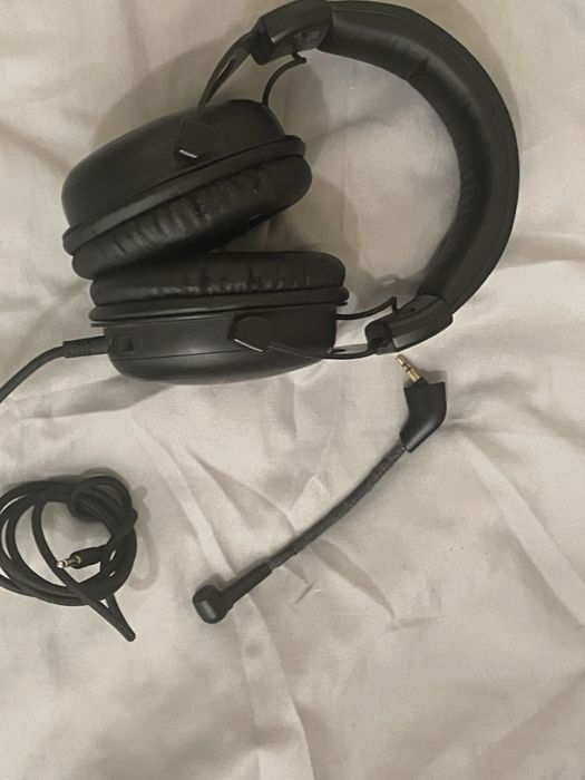 Casti gaming hyperX cloud soundcore