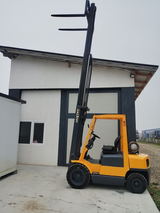 Stivuitor/Motostivuitor Ridică 2500kg Translatie