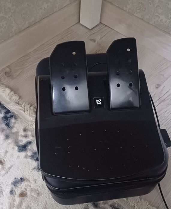 Игравой руль новый