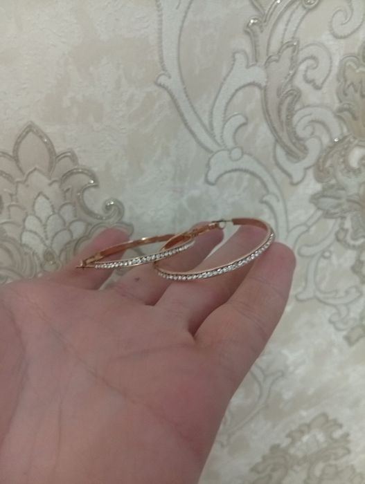 Женские украшения