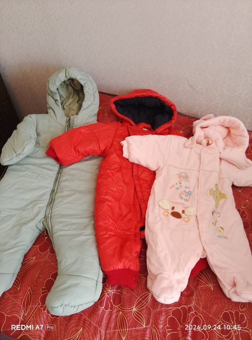 Продам детские вещи