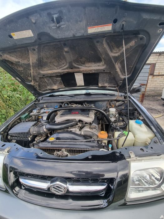 Продам машину Suzuki Grand Vitara