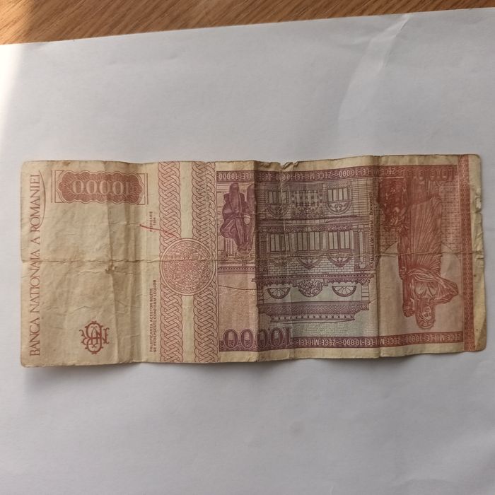 Bacnote românești mai multe detalii în privat