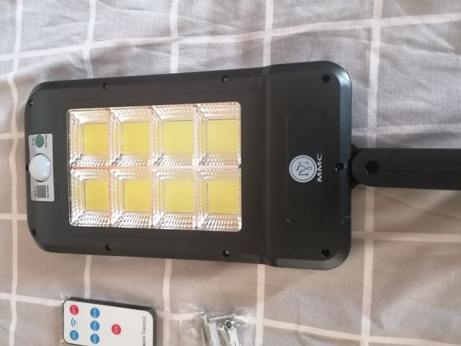 Lampă solară de putere mare  mare