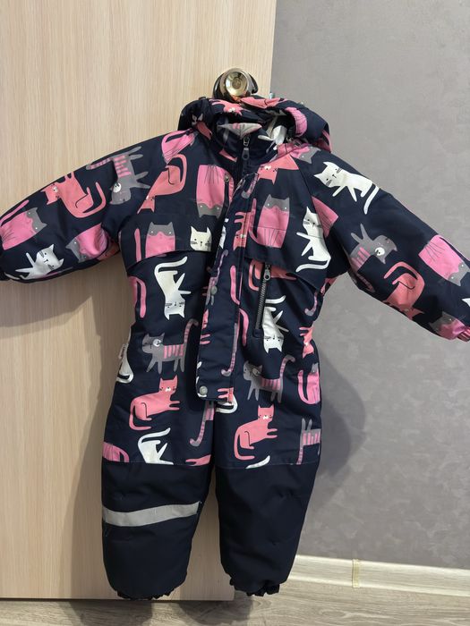 Зимний комбинезон для девочки