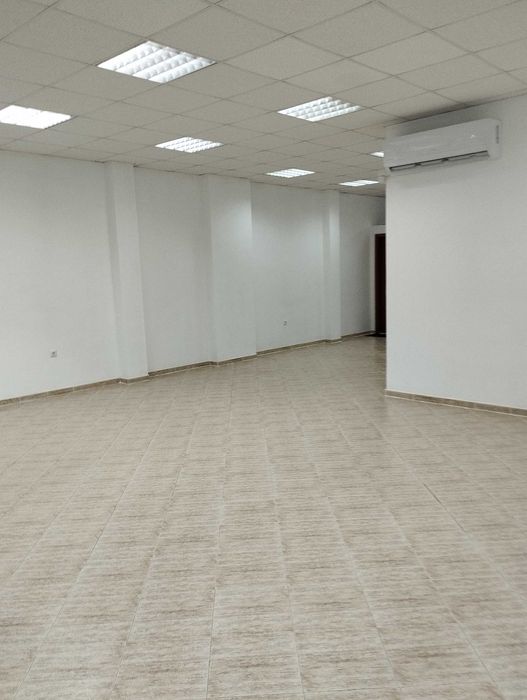 Дава се под наем Офис в Варна, Владислав Варненчик - 75 кв.м за 1529.49 € - Снимка #11