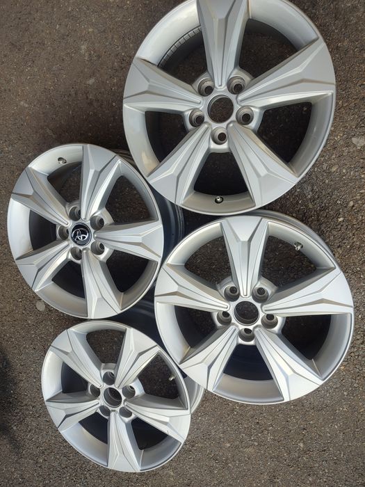 17" оригинални алуминиеви джанти за Toyota Chr,Corolla,Auris, Avencis.