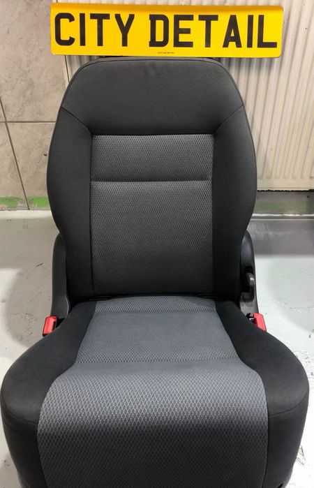 Curatare canapele, saltele, sacune , tapiterie auto la domiciliu!