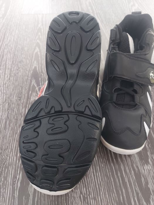 Кроссовки, рр 44.  НОВЫЕ