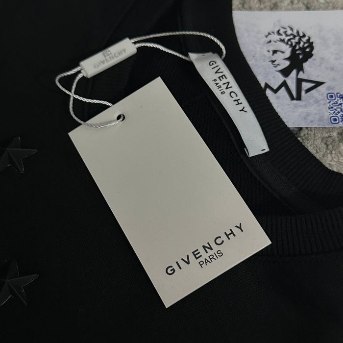 Кофта Givenchy, размер М