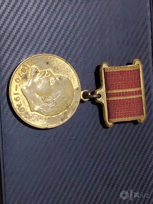 Eski SSSR davriga oid medal sotiladi. Kolleksionerlar uchun qiziqarli