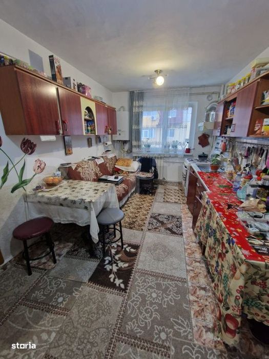 Apartament 3 camere, 62 mp, plus boxa, zona George Enescu — fotografia 3