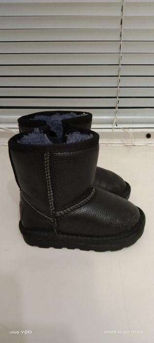 Продам угги натуральный