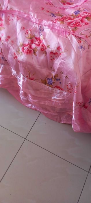 Продава се покривало за спалня