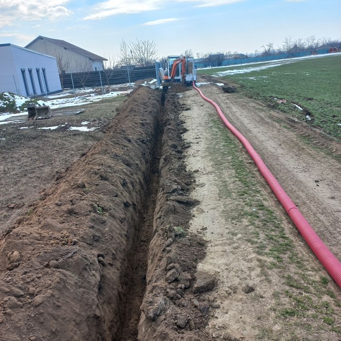 Inchiriere/inchiriez miniexcavator, bobcat,foreza,burghiu,sfredel