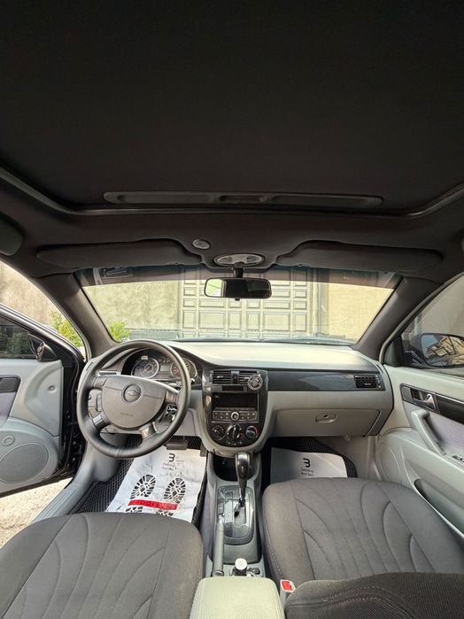 Qora gentra, 2023 yil, 30.000 probeg, 8 oy tonirovka, kraska toza