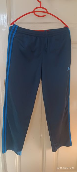 Анцунг Адидас размер Л