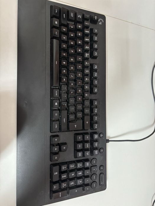 Logitech G213 клавиатура