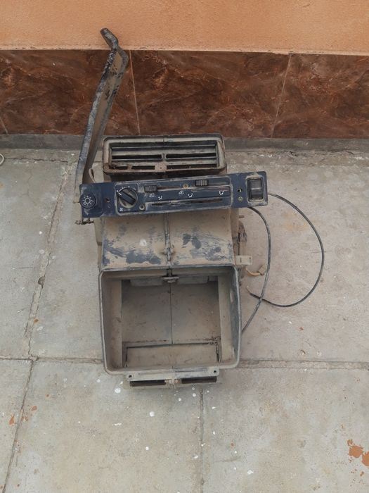 Gazel zapchastlar sotiladi.