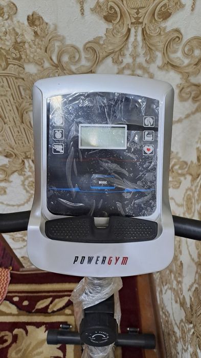 Срочно велотренажёр сотилади!