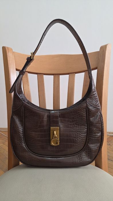 Дамска чанта Guess