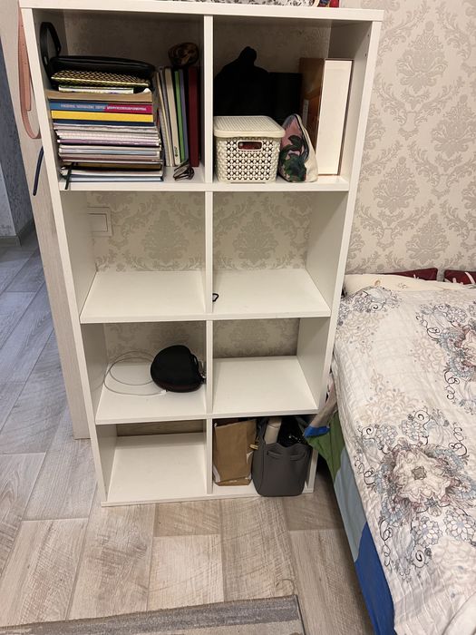 Стол письменный , стеллаж икеа