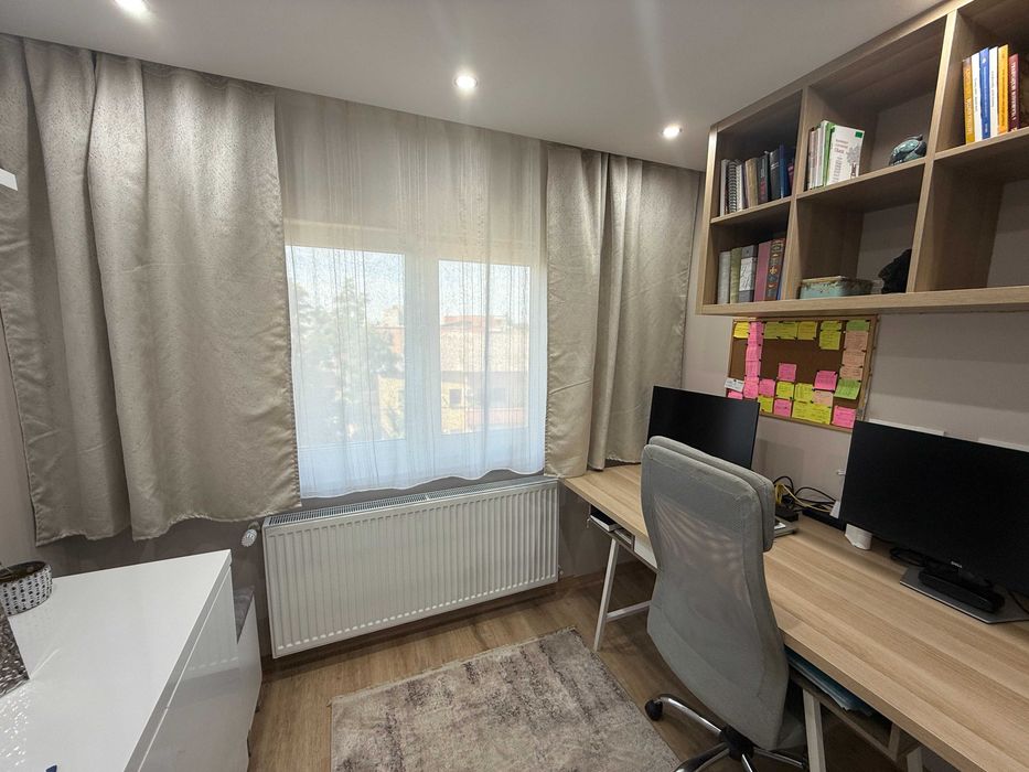 Apartament modern de vanzare