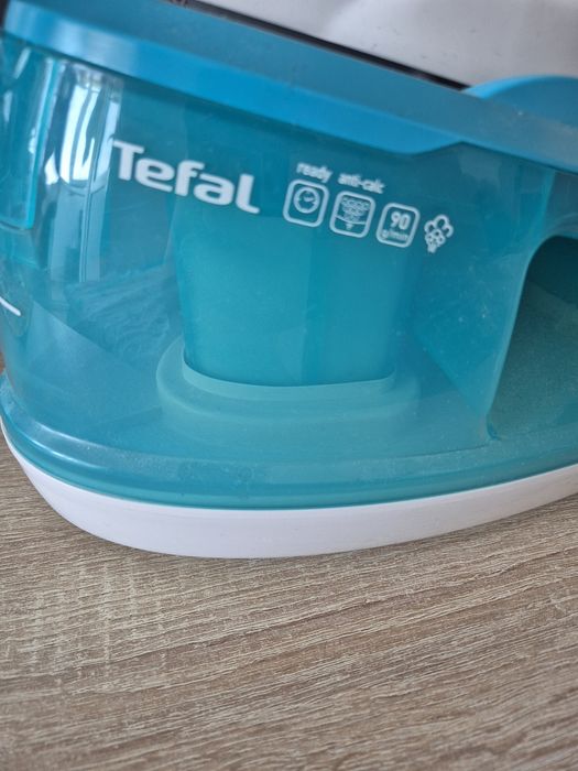 Stație de calcat tefal