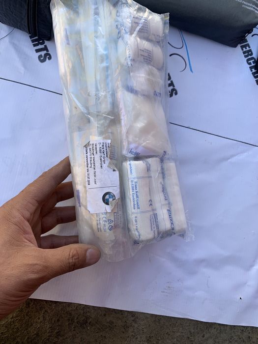 Аптечки и аварийки на бмв