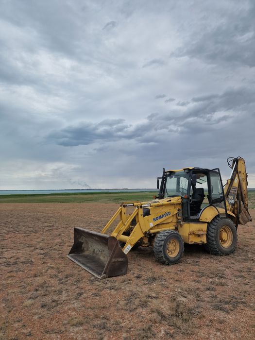 Погрузчик экскаватор