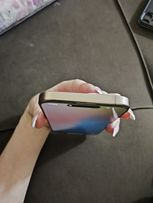 Appl 16pro max E sim в отличном состоянии 256гб