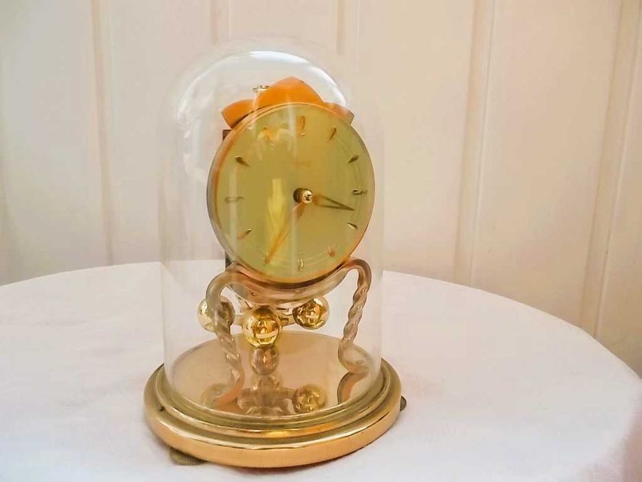 Ceas vechi aniversar,pendul cu fir torsiune