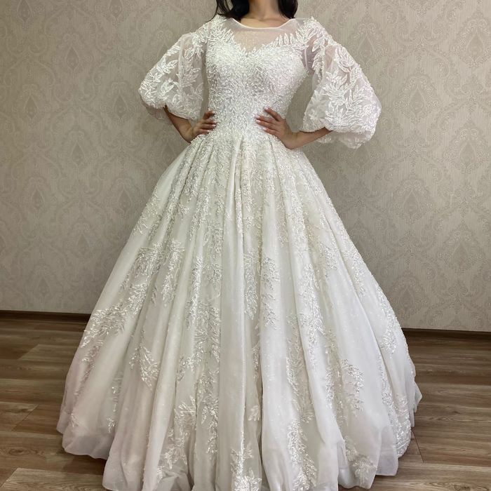 Продам свадебные платья