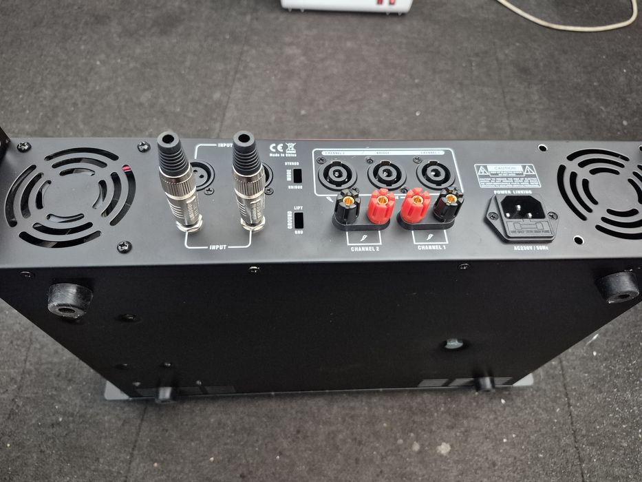 Cutie amplificator goala.